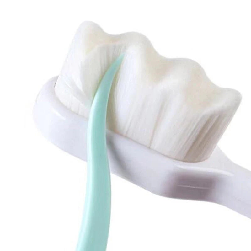 Oral Max NanoClean - Escova de Dentes com NanoTecnologia - Restaura e Clareia os Dentes - COMPRE 1, LEVE 2 (SÓ HOJE) 🔥